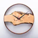 Wuhrzel Nr. 206 - Geräuschlose Wanduhr, Apfelholz massiv, rund, ø 30 cm, mit Stahlring