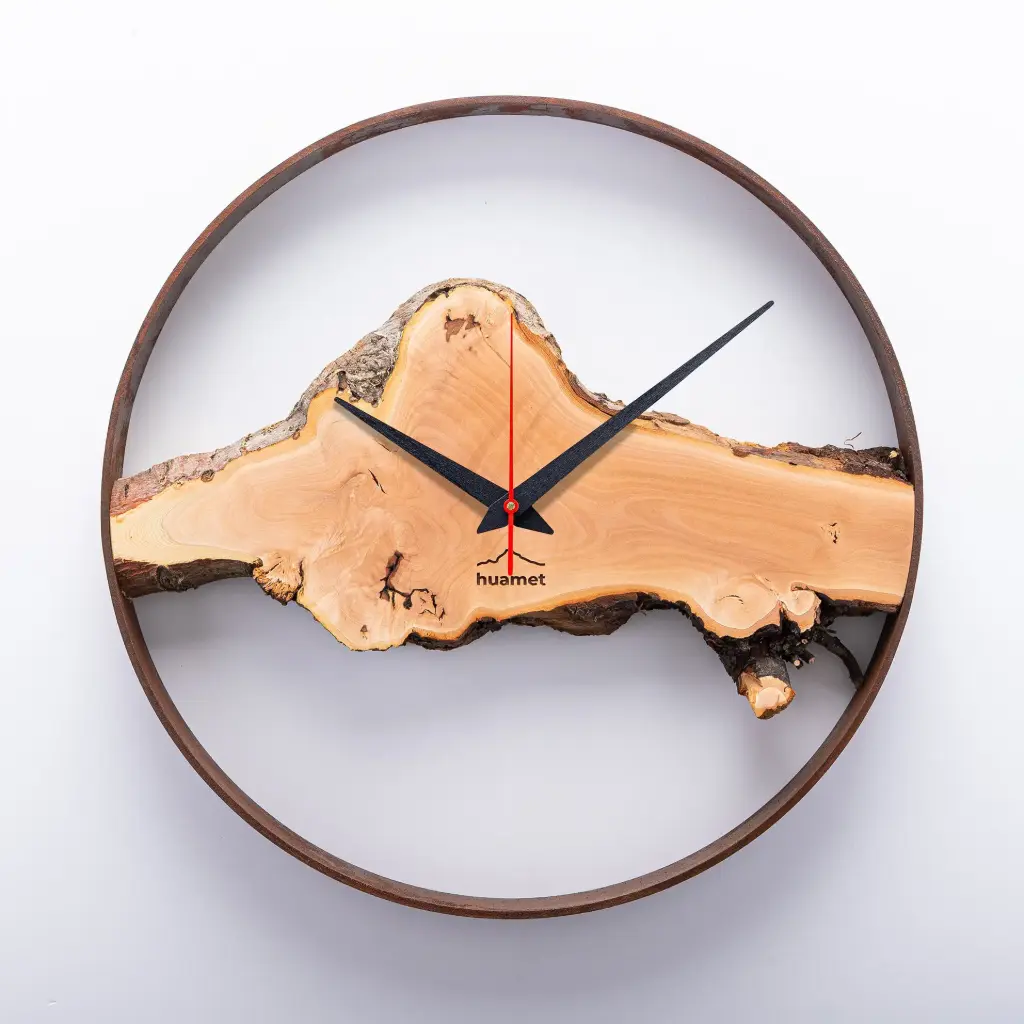 Wuhrzel Nr. 209 - Geräuschlose Wanduhr, Apfelholz massiv, rund, ø 30 cm, mit Stahlring